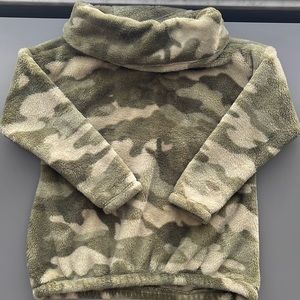 Toddler camo fleece pullover. Worn once